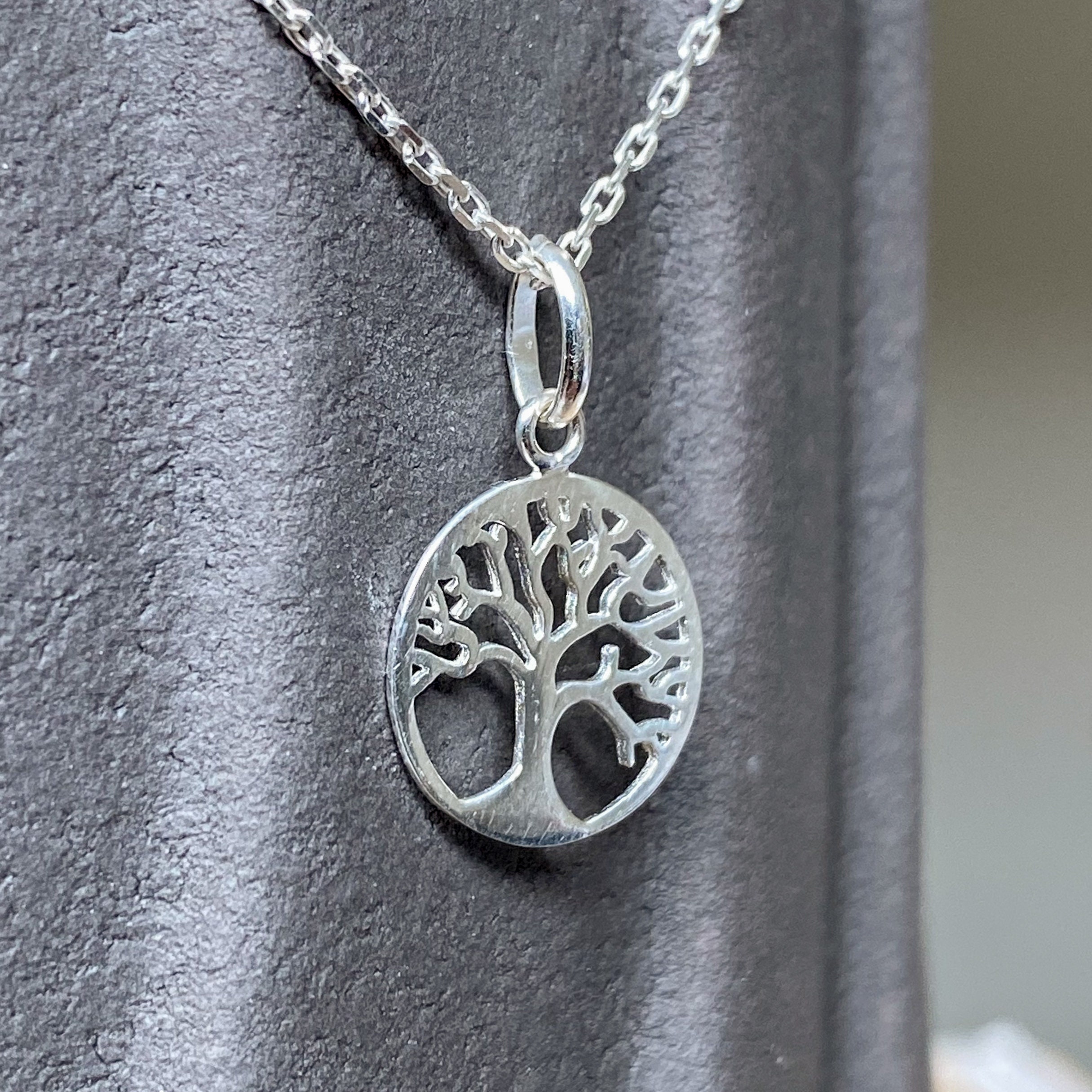 Gorgeous Set Of Jewelry (Necklace, Earrings And Ring) For Sale In