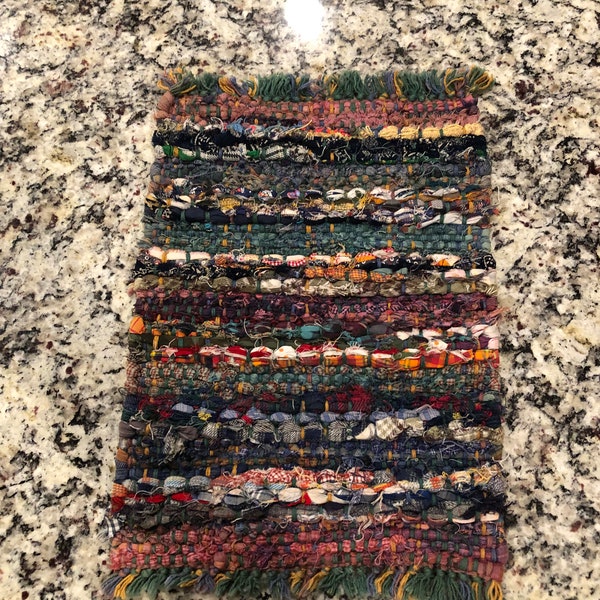 Primitive Rag Table/Large Candle Rug