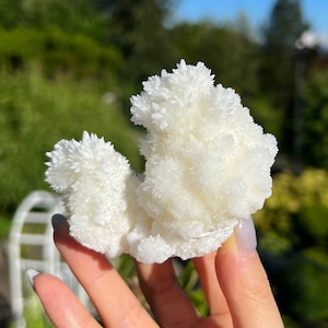 Raw sparkly White Aragonite / cave calcite specimens , rough crystals calcite raw, white mineral