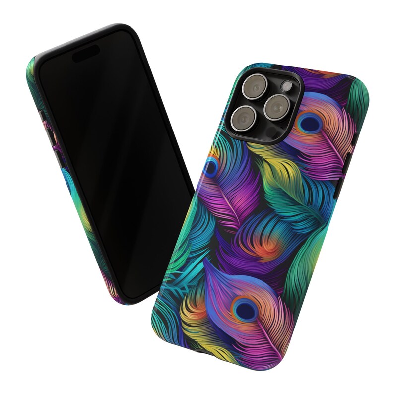 Vibrant Peacock Feathers Magsafe Case, Exotic Majestic Peacock Pattern ...