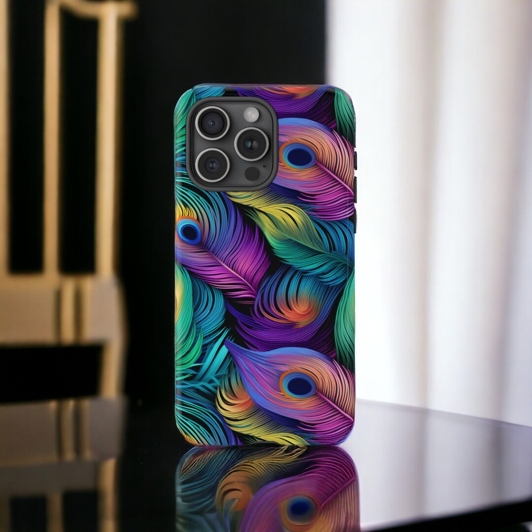 Vibrant Peacock Feathers Magsafe Case, Exotic Majestic Peacock Pattern ...