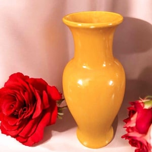Haeger Pottery Vase, Harvest Gold MCM