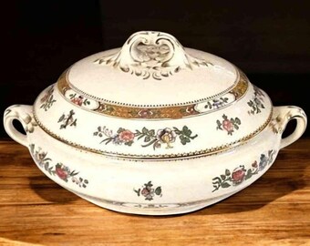 Vintage Booths Silicon China in Elite Border Pattern Tureen Dish