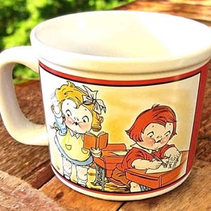 Campbell&#39;s Soup Mug, 1990&#39;s. 12 Oz.