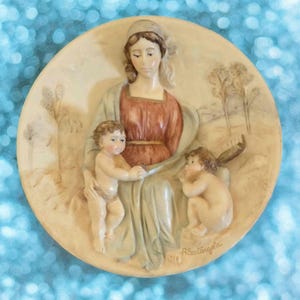 Vintage Santangela alabaster decorative plate. Three dimensional, hangable