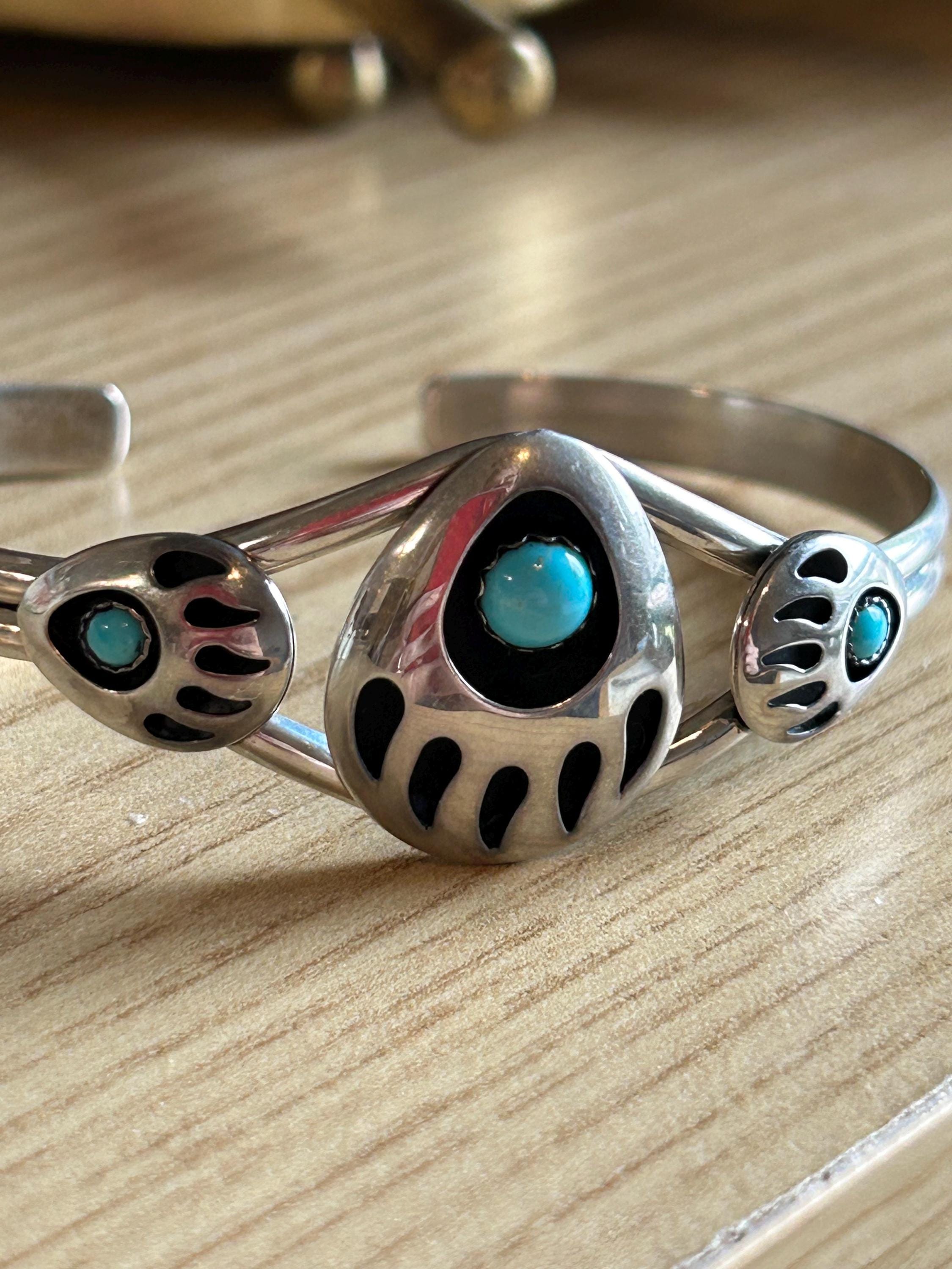 【b-16】 one‐hand bear claw / Turquoise Native Bear Claw Turquoise Sterling Cuff - Etsy