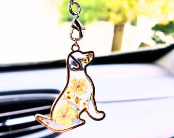 Labrador Car Charm: Forget-Me-Not Flowers, Dog Memorial Suncatcher
