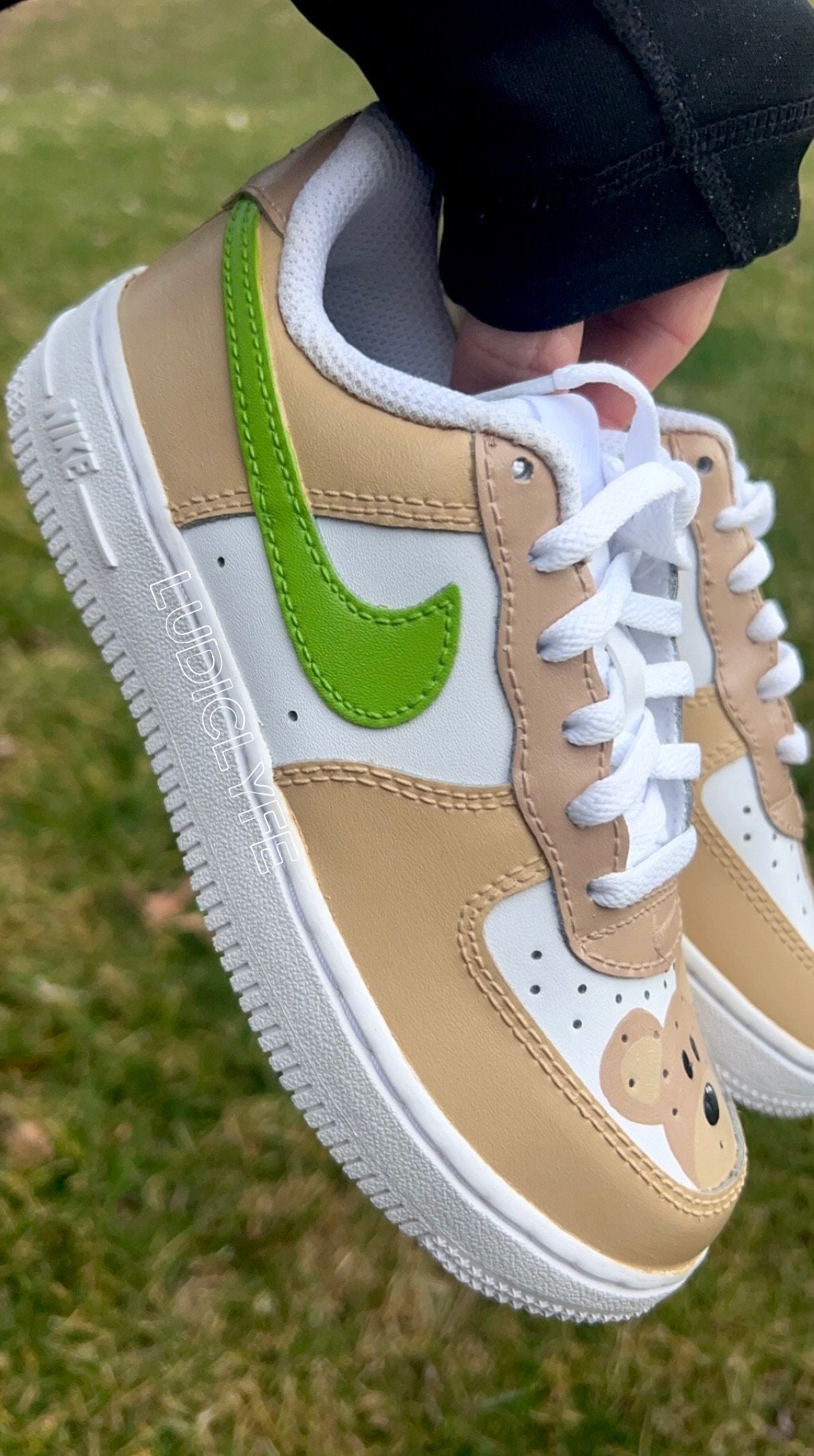 air jordan mid 1 light bulb