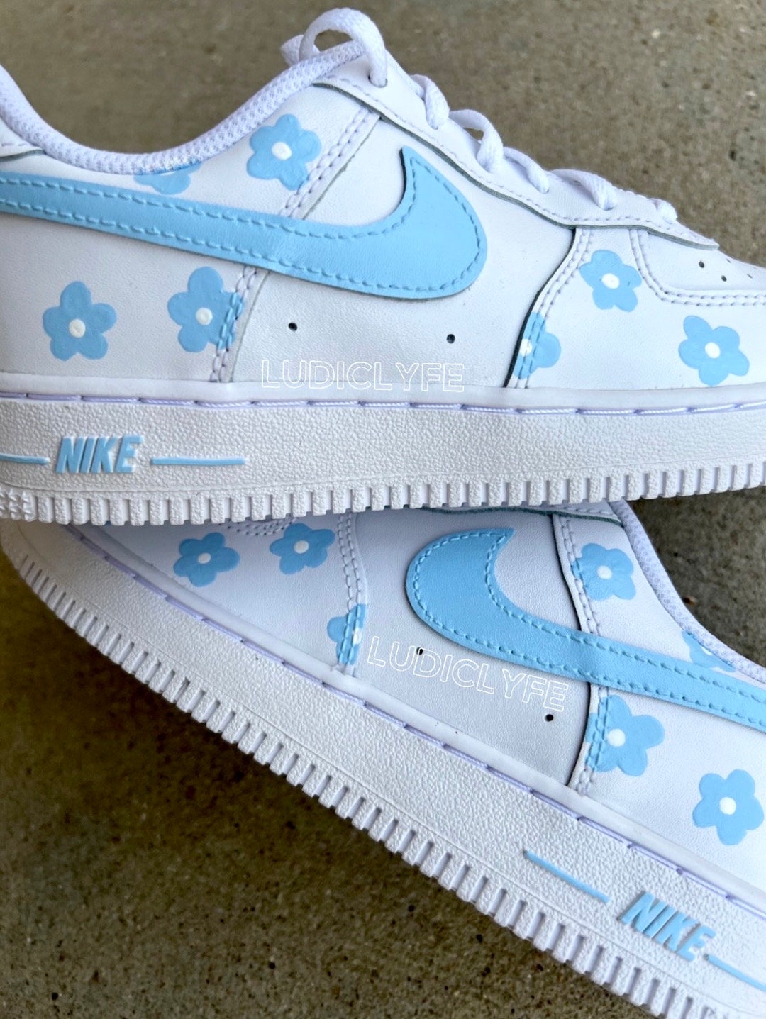 custom daisy air force 1