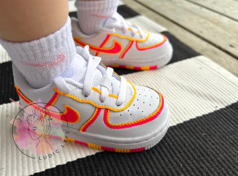 custom air force 1 neon