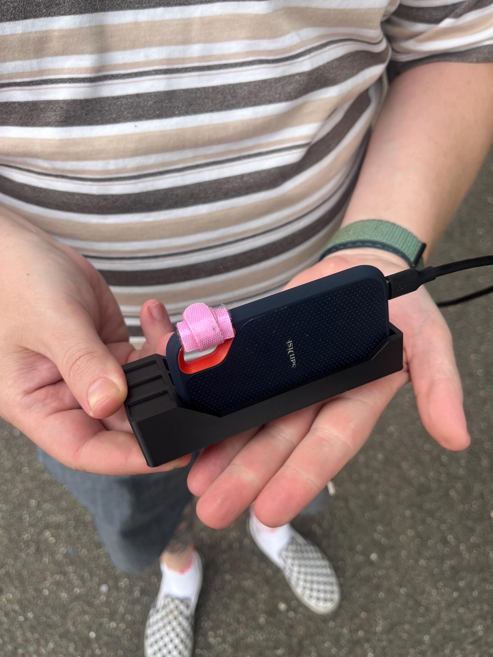 Sandisk Extreme Portable SSD Drive Rack (for 3 Drives) - Etsy