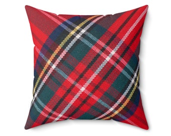 Christmas Pillow | Tartan Plaid Pillow | Holiday Throw Pillow | Festive Cushion Cover | Christmas Plaid Decor