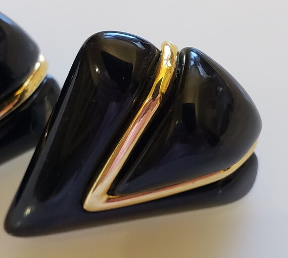 Napier Black Lucite and Gold Tone Triangler Earri… - image 7