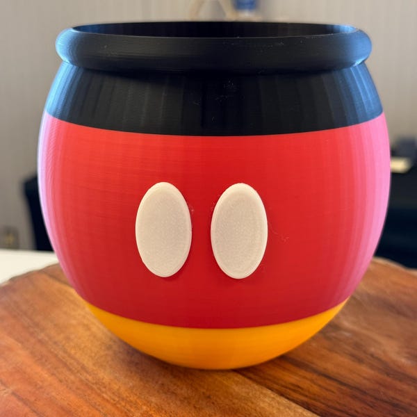 Maceta para plantas pequeñas con Mickey Mouse impresa en 3D