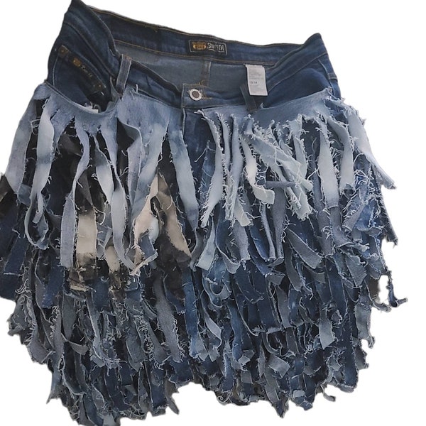 Vaquera Fringe Denim Short