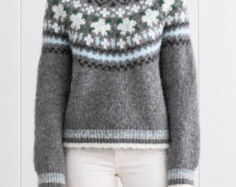 Gray Fuzzy Knit Holiday Fair Isle Long Sleeve Pullover Crew Neck Sweater