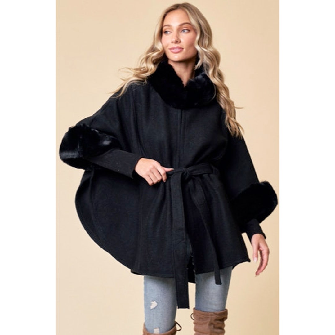 ジャケット・アウター archive poncho fur cape coat bk il_1080xN.5154989582_6zso.jpg