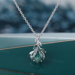 Kite cut Moss agate pendant necklace unique marquise cut pendant leaf white Gold Bridal necklace unique women wedding necklace gift for her