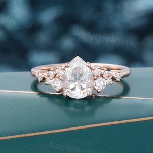 1 CT Birnbaum geformter Diamant-Verlobungsring mit IGI-Zertifikat Roségoldring Diamant-Clusterring Brautversprechen Jahrestagsring