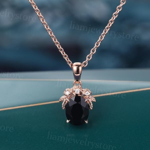 Oval geschliffener Schwarzer Onyx Anhänger Halskette einzigartige Rose Lab Zucht Diamant Anhänger Cluster Blatt Rose Gold Braut Halskette Hochzeit Versprechen Halskette