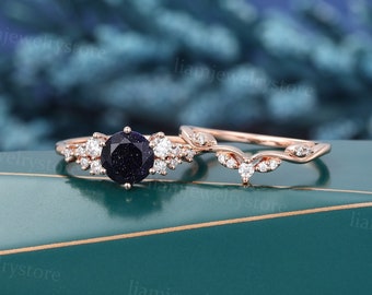 Anillo de compromiso de arenisca azul conjunto anillo de oro rosa anillo curvo único anillo de piedra preciosa azul anillo inspirado en la naturaleza anillo de aniversario de boda conjunto