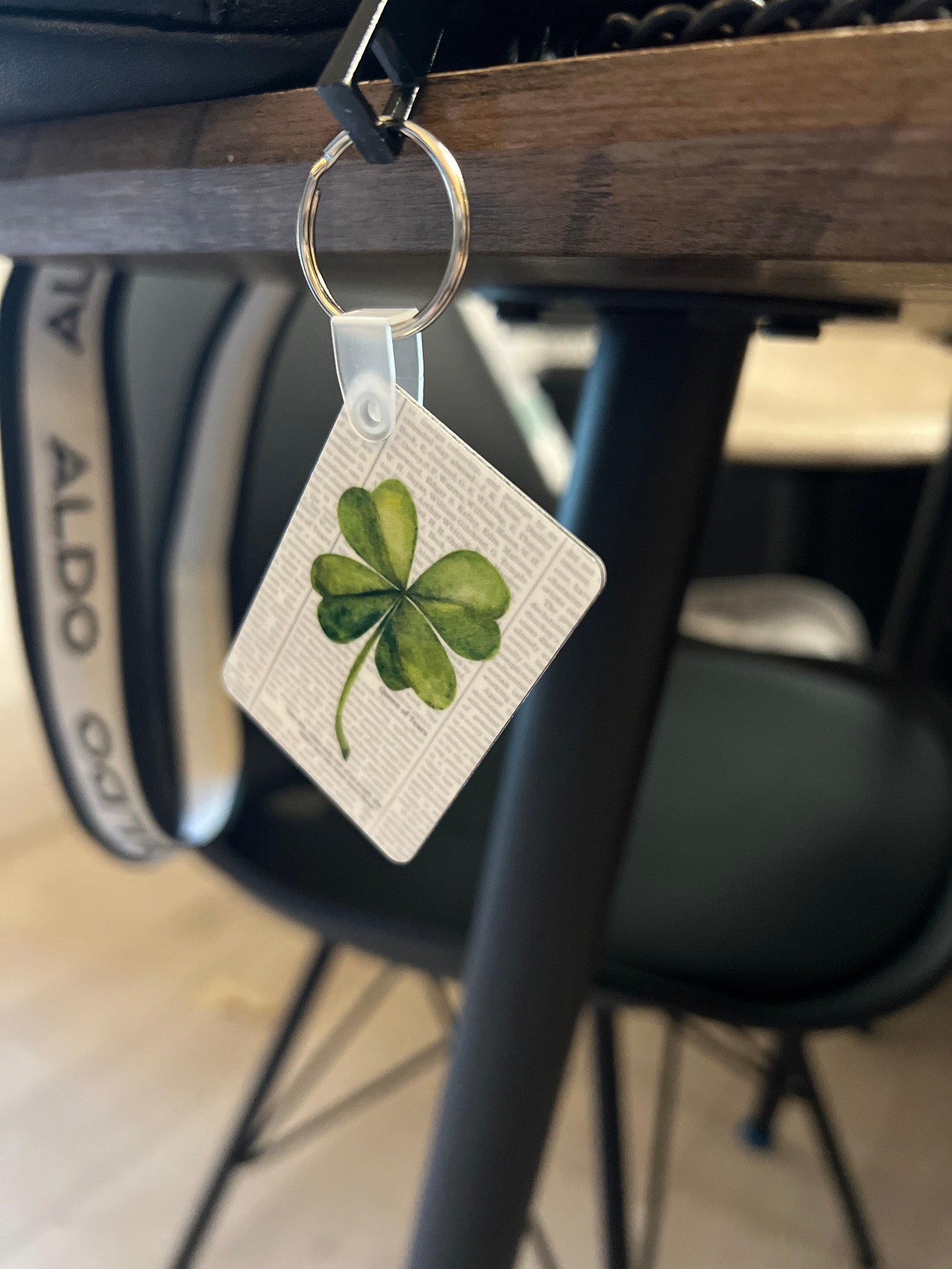 Queen of Tears 4 Leaf Clover Keychain | Kdrama Gift - Etsy