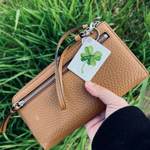 Queen of Tears 4 Leaf Clover Keychain | Kdrama Gift