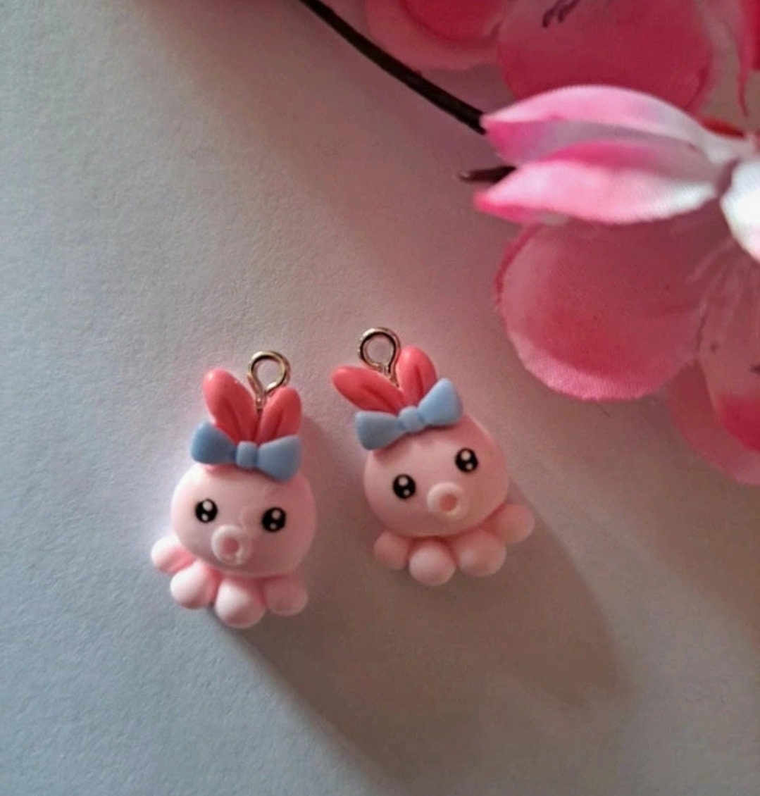 X 2 pretty little charms or pendants - octopus - 2 x 1.5 cm.