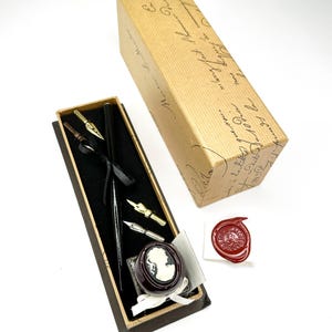 Francesco Rubinato Calligraphy Quill Pen Set: Bordeaux Ink, 4 Nibs, Gift Box