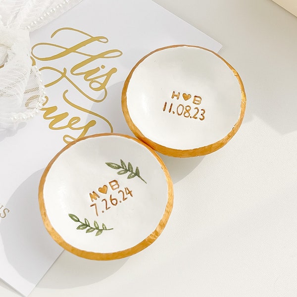 Wedding ring dish personalized, custom monogram jewelry dish engagement gift for her, bridesmaids and bridal wedding gift