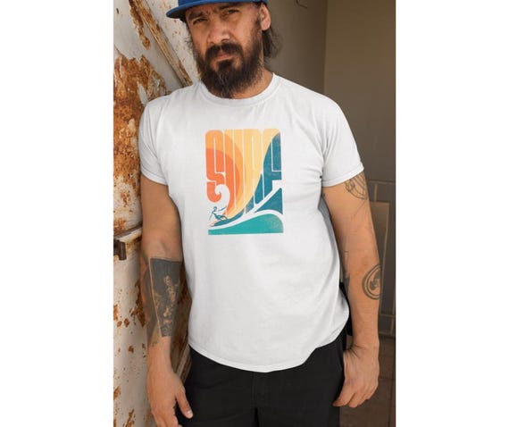Vintage Surf Graphic Tee: Retro Beach Print T-Shirt