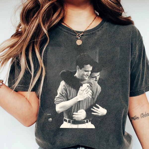 Classic Friends Friends Chandler Tee, Retro Chandler Bing Shirt, Vintage Chandler Bing Tee Shirt, Matthew Perry Shirt, Gift for Lover