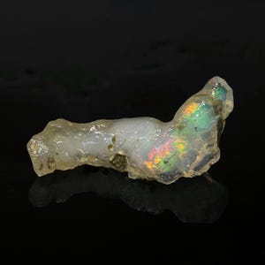 Raw Welo Ethiopian Anchor Opal Specimen/Cutter