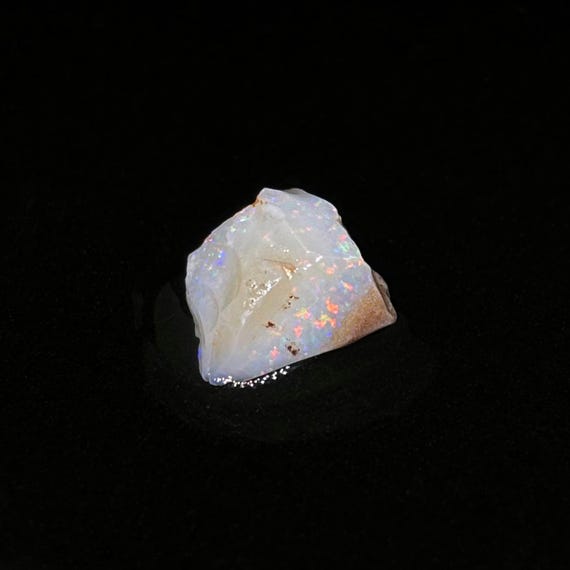 燐光】クーバーペディ産シェルオパール オーストラリア産クーバー