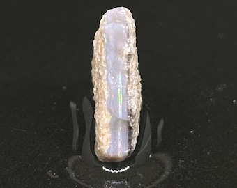 Bright Lined Mintabie Australian Raw Uncut Opal Stone For Lapidary Work