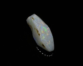 Raw Showy Australian Mintabie Rough Opal Rub