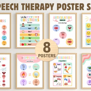 Puede incluir: Un conjunto de ocho carteles enmarcados para terapia del habla, con contenido educativo colorido. Los carteles cubren temas como palabras clave, preguntas, articulación, sonidos del habla, opuestos, categorías y estrategias. El conjunto incluye un círculo de madera con el número 8 y la palabra "POSTERS".