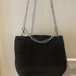 Sac noir au crochet fait main avec chaîne