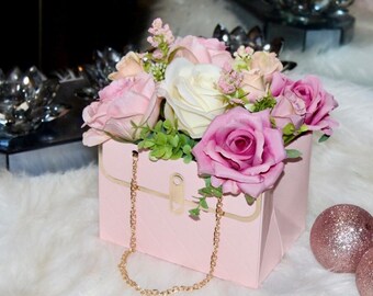 Personalized Rosé flower Box Pink Flower Purse Box Anniversary Artificial Rose Gift Box Birthday Gift Silk Roses Purse Rose Box Vanity Decor