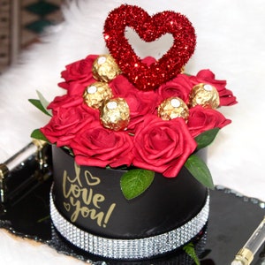 Personalized Red Rose Flower Arrangement, Valentine&#39;s Day Flowers Artificial Flower Gift Box W/ Chocolates, Valentines Day Gift Centerpiece