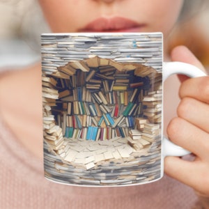 Bokhyllemugg med 3D-effekt: Unik biblioteksmugg med hål i väggen