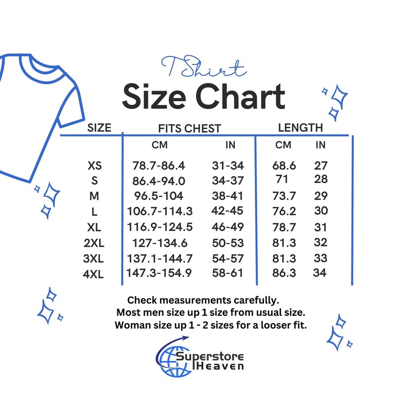 Pu&ograve; includere: Tabella delle taglie della t-shirt con misure in pollici e centimetri. La tabella mostra la taglia, la misura del petto e la lunghezza per le taglie XS a 4XL.
