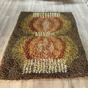 Retro Finnish Rya Rug – Elsa Koivu