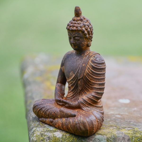 12.5cm Tall Resting Buddha Rustic Cast Iron Sculpture/Garden Decoration, Statue, Flowerbed Décor, Indoor or Outdoors, Zen, Buddhism