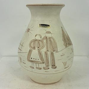 Vaso de cerâmica com design Formano