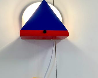 IKEA Stoja - Estilo Memphis - Iluminación vintage