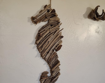 One-of-a-Kind Handcrafted Driftwood Seahorse Wall Hanging – Nautical Coastal Beach House Decor – Solid Wood Backing