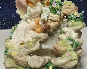 Avon Hand-painted Angel seated by a woodland stream battery-operated Tabletop Fountain Outstanding Vintage Condition 6" T x 6" W x 5" D