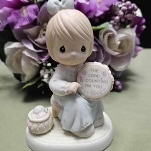 Precious Moments 1993 Edition - 531707 - The Lord Is Counting On You - Retired - 5.25&quot; tall