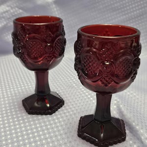 Avon Ruby Red 1876 Cape Cod Collection - (2) Goblets 4.5&quot; T x 2.75&quot; W - awesome vintage condition